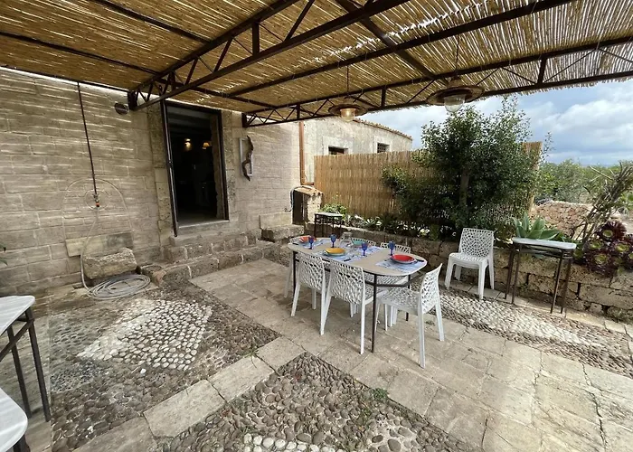 Il Dammuso Di Noto - Con Piscina Privata Avola